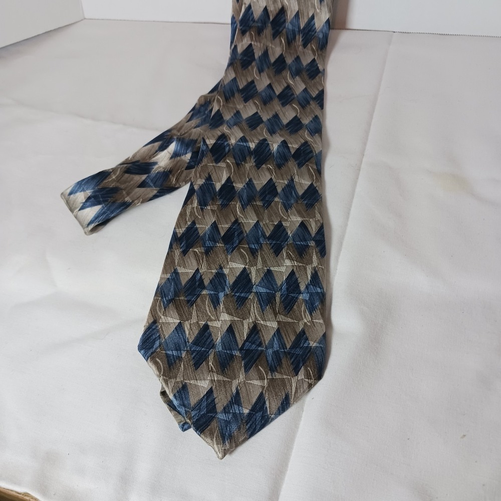 Stafford 100% Silk Men's Designer Tie Blue & Tan Geometric Pattern